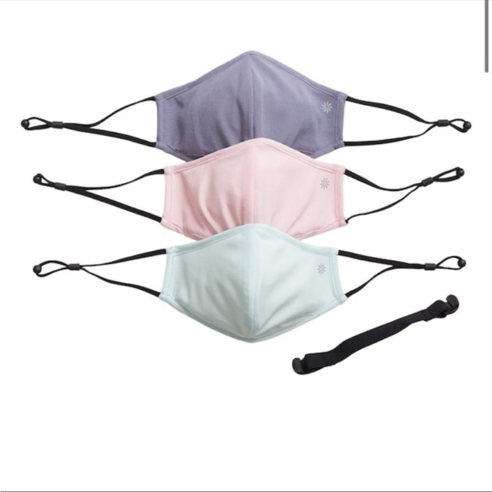 NEW pack of Athleta girl made to move masks with nose bridge 3 total masks